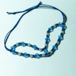 Βραχιόλι με ακρυλική χάντρα σε σχοινάκι