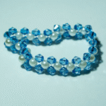 Βραχιόλι με ακρυλικό γαλάζιο κρύσταλλο και μαργαριταρακι