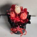 Christmas ανθοδέσμη με κεριά (με ανακυκλώμενο υλικό)