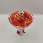 Κερακι σε ποτήρι με καρδούλες και ξύλινα στοιχεία - Image 2