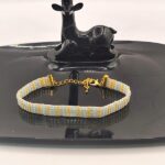 Χειροποίητο βραχιόλι με λεπτές ακρυλικες χαντρες