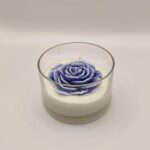 Γυάλινο δοχείο με κερι σογιας και τριανταφυλλο αρωματισμενο με αρωμα city of lights